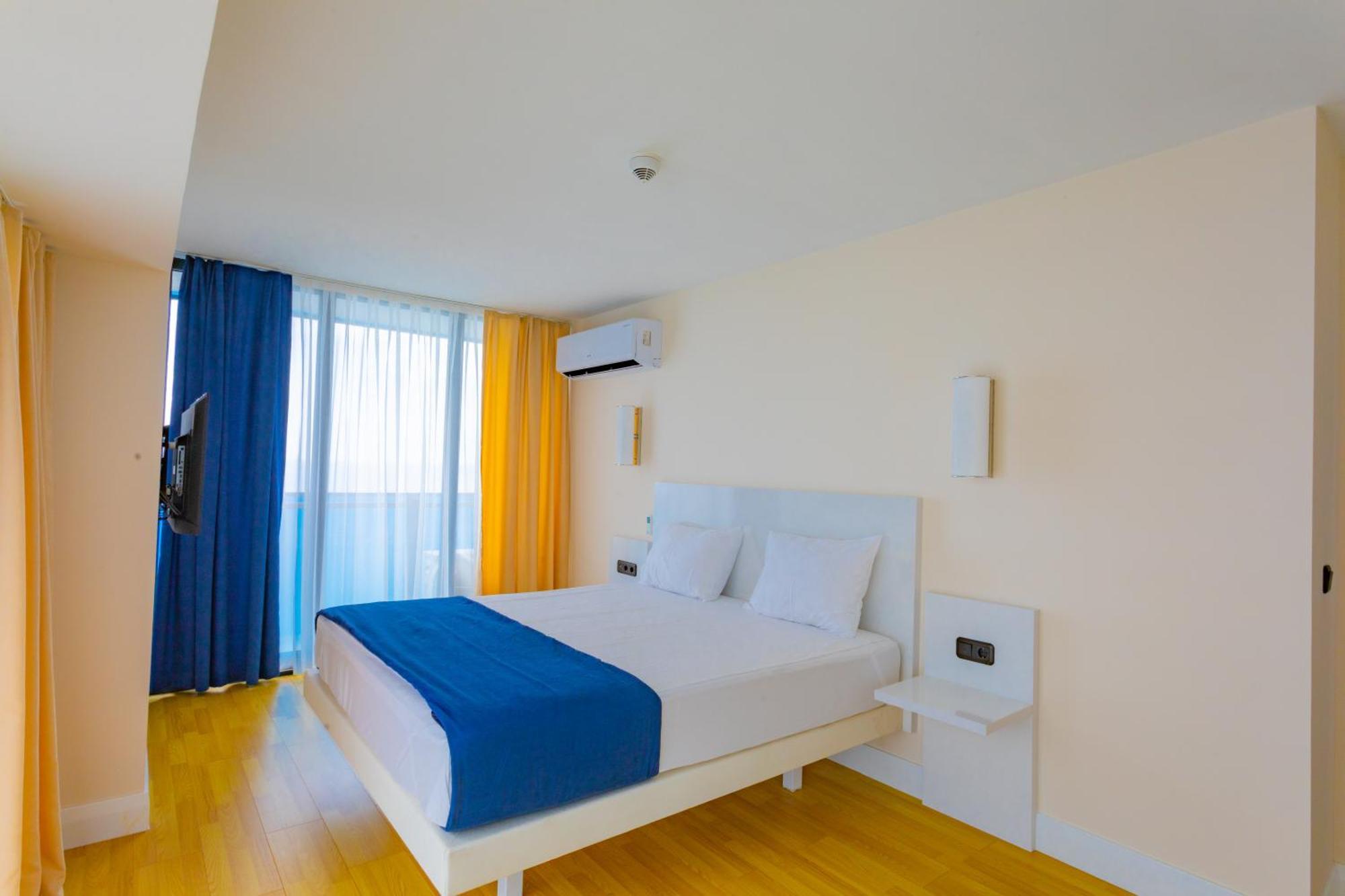 Orbi City Hotel Official D Block Batumi Luaran gambar